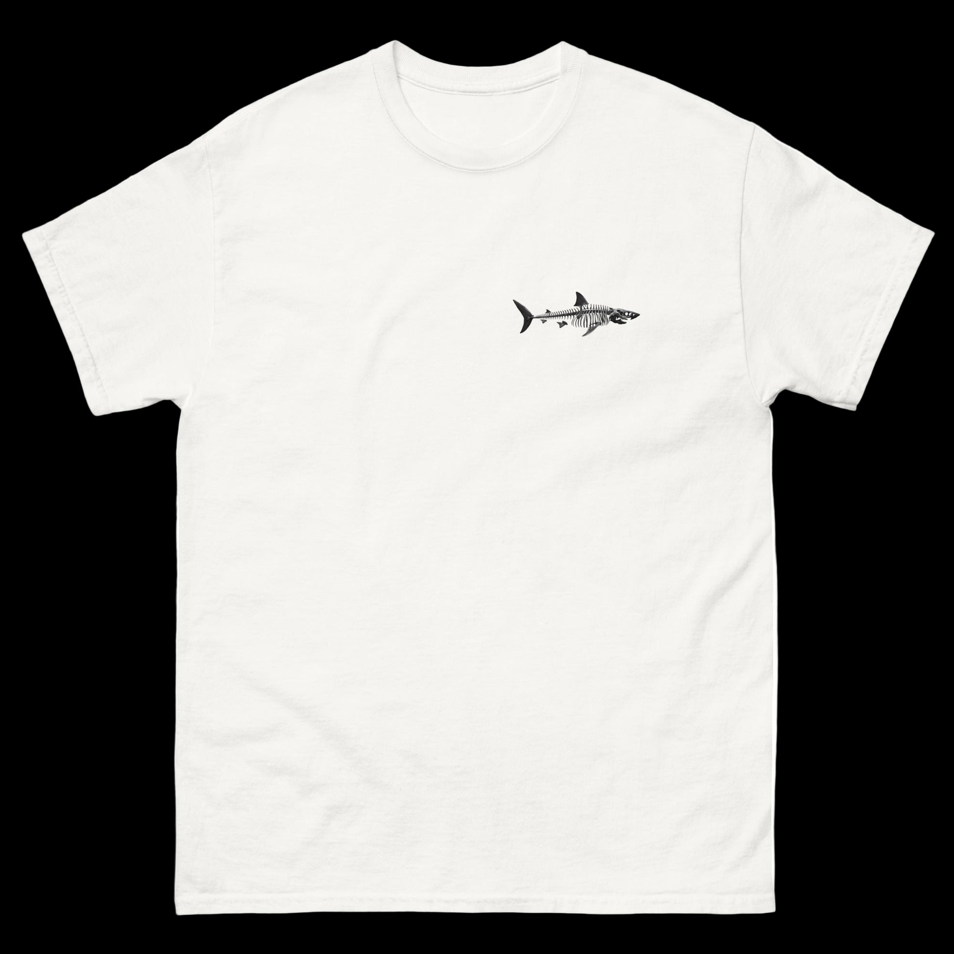 T-shirt blanc unisexe requin squelette vue de face sur fond noir, streetwear Shark Republic.